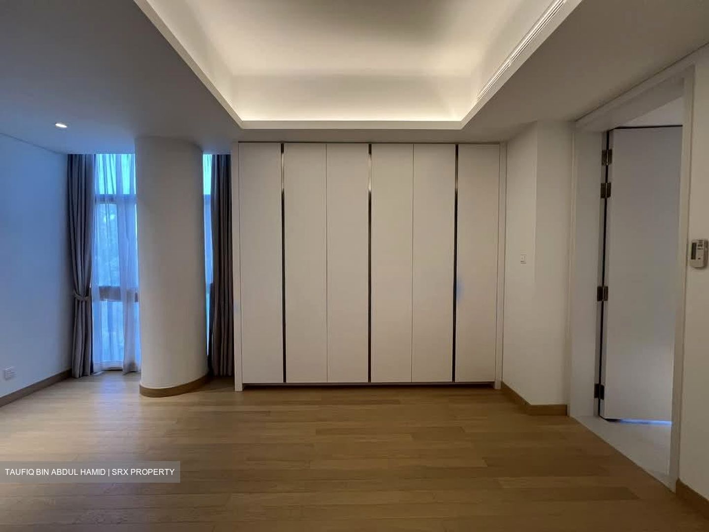 The Colonnade (D10), Condominium #551825431